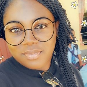 Meet your Posher, Shanthea